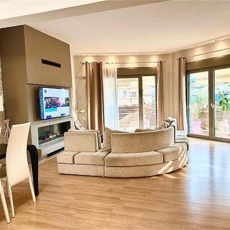Cozy Apartment With Parking Near The City Center Athens Exterior photo