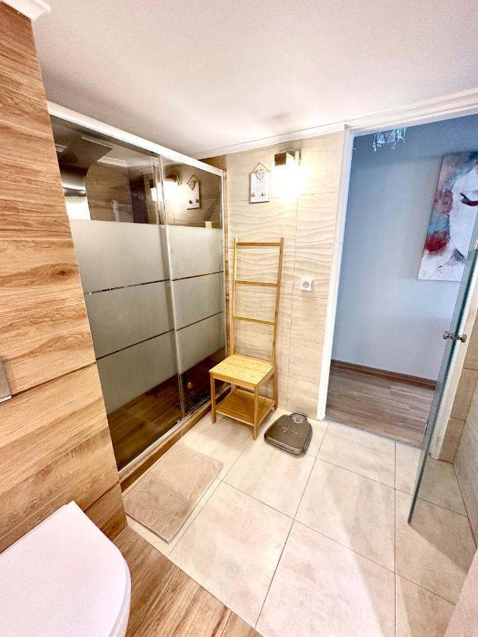 Cozy Apartment With Parking Near The City Center Athens Exterior photo
